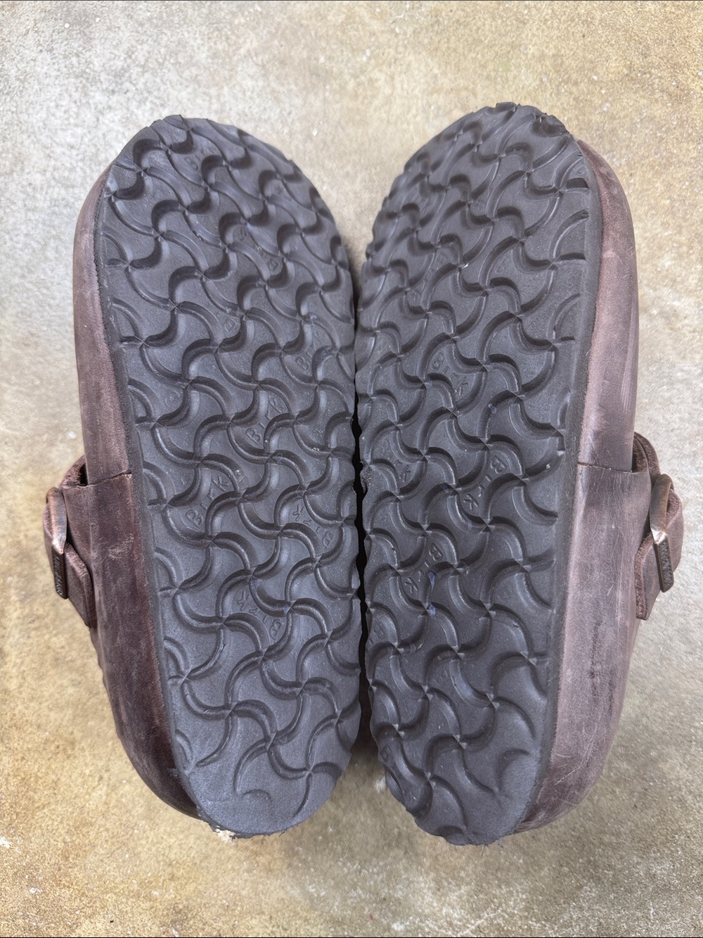 Birkenstock London Brown oiled  Slip-On Clog  shoe with Buckle
Size: 38 - Picture 8 of 11